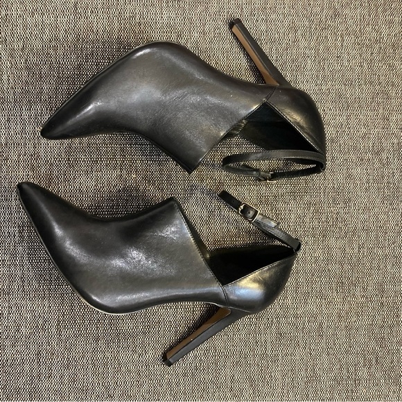 ALDO Sz 9 Pointy Toe Cap  Leather Ankle Strap Shoetie 4” Heels Shoes - Picture 4 of 9